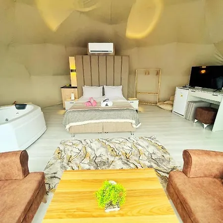 World Glamping Lodge *